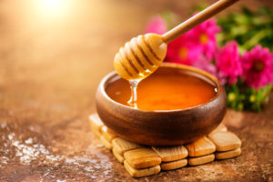 Raw honey is often a fan favorite for those of us with a sweet tooth and a great "healthy sugar" alternative. If consumed in moderation, it can have some delicious health benefits.